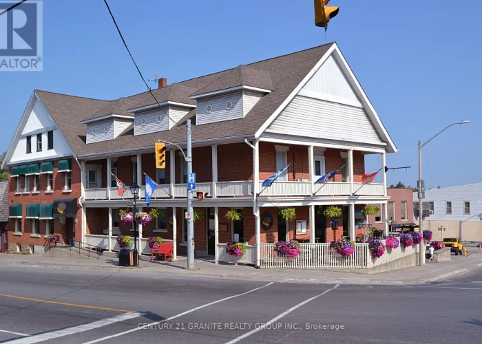 Facade of 2 Bridge Street W Bancroft